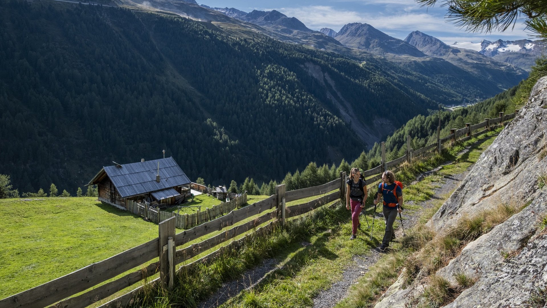 La randonnée dans les Alpes de l’Ötztal : de l’hôtel dans les montagnes